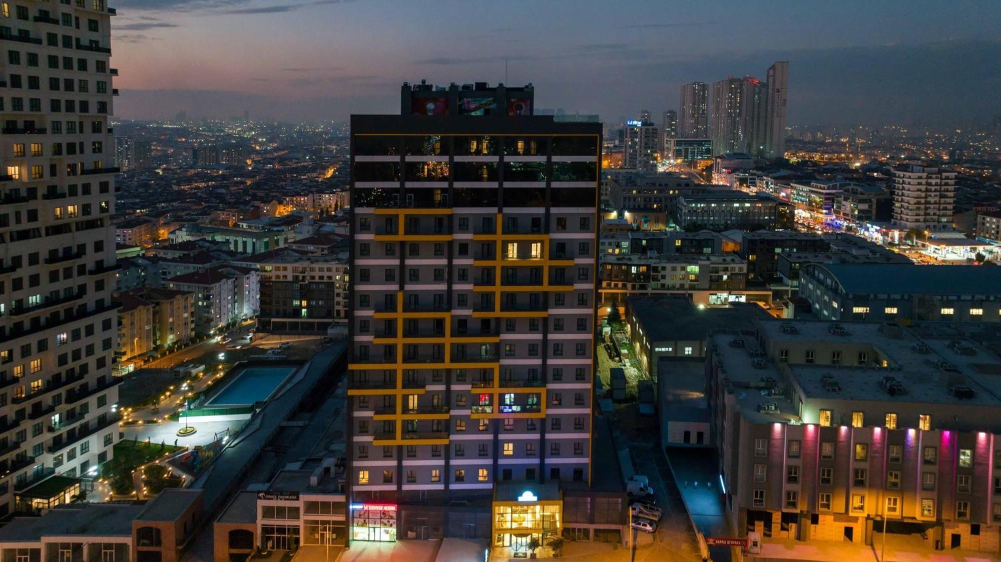 Days Inn & Suites By Wyndham Esenyurt Estambul Exterior foto