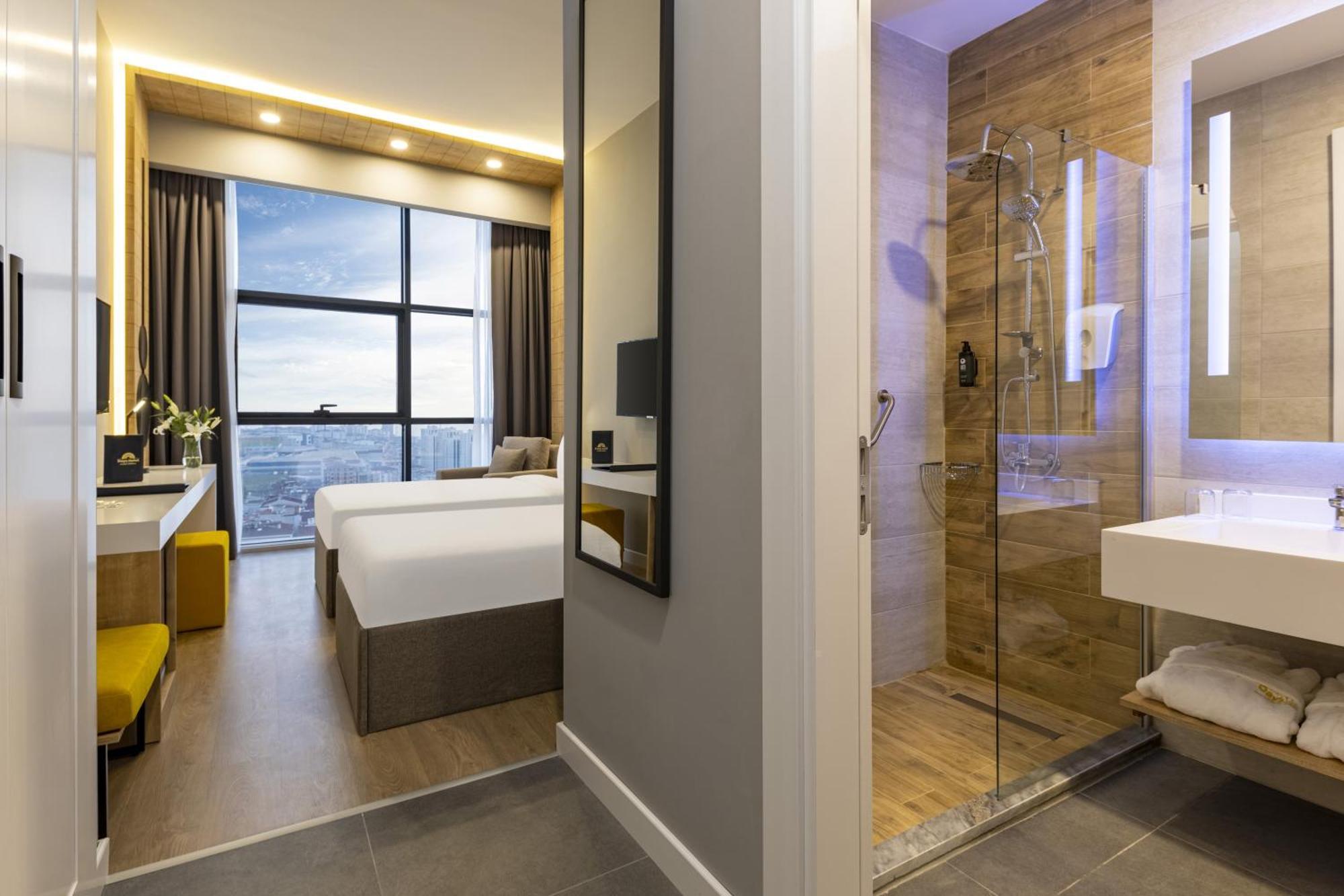 Days Inn & Suites By Wyndham Esenyurt Estambul Exterior foto
